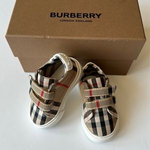 Authentic Burberry straps check baby sneakers unisex